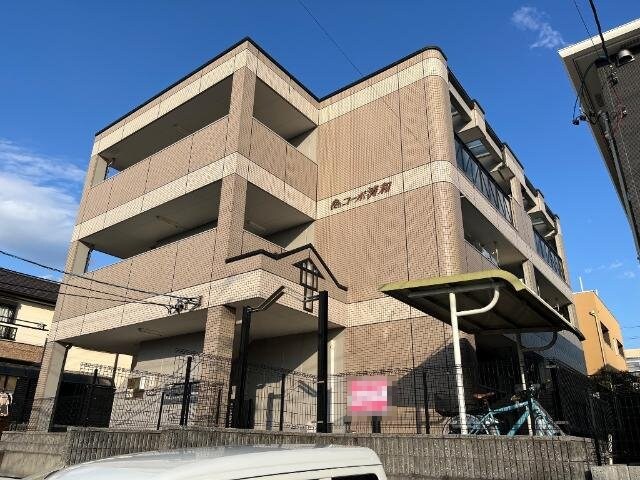 物件外観写真1　(外観写真（昼）)