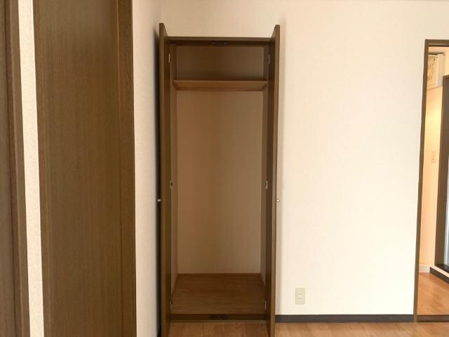 物件内観写真13　(収納)