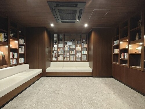 物件内観写真26　(ライブラリーラウンジ)