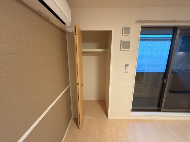 物件内観写真8　(クローゼット)