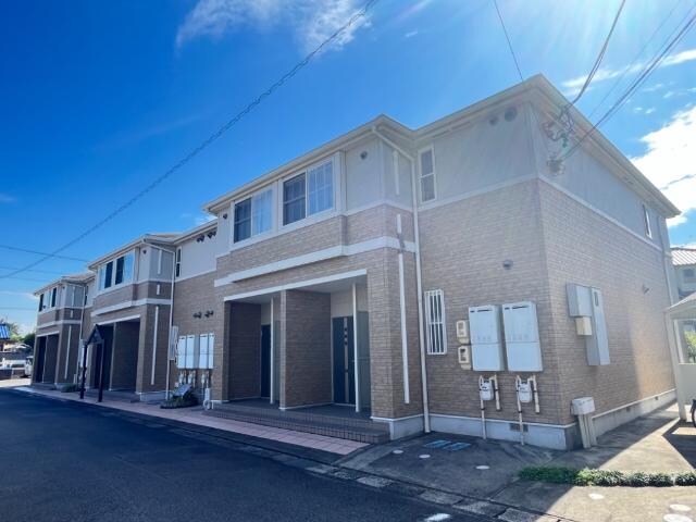 物件外観写真2　(外観写真（昼）)