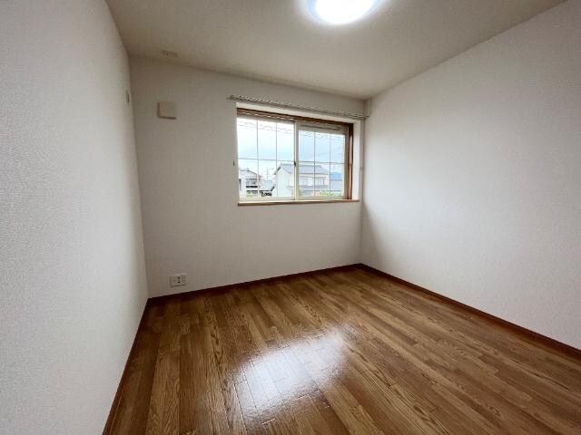 物件内観写真6　(室内)