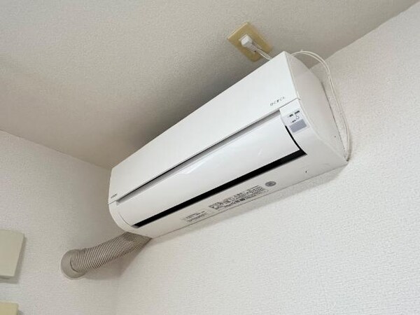 建物設備(エアコン)