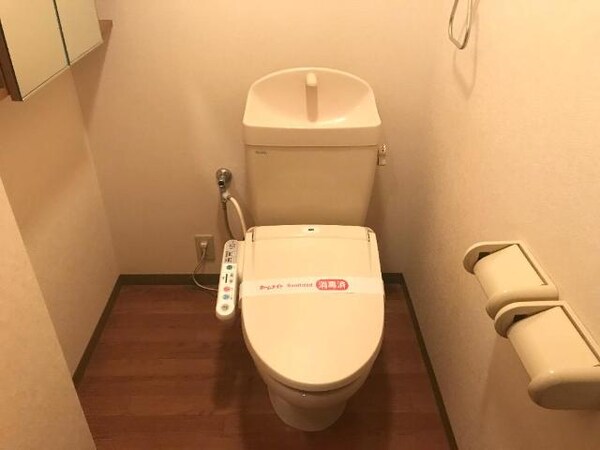 トイレ(シャワー付トイレ)