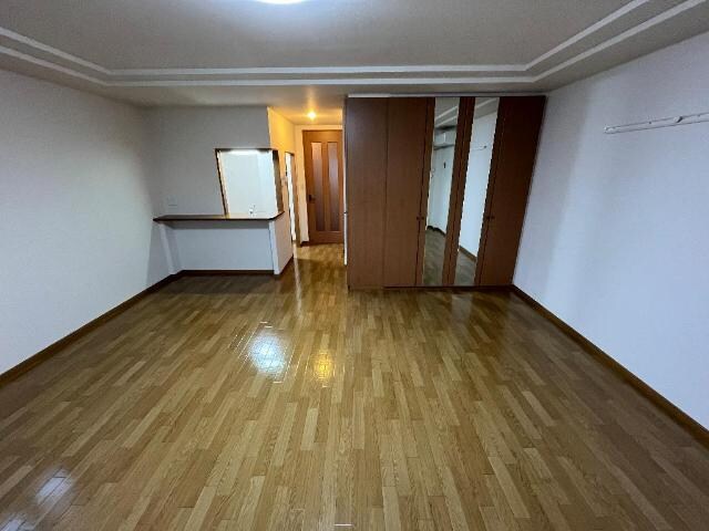 物件内観写真3　(洋室)