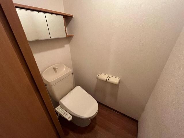 物件内観写真21　(シャワー付トイレ)