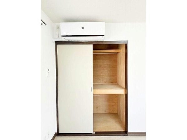 収納(室内写真は別部屋の写真です。)