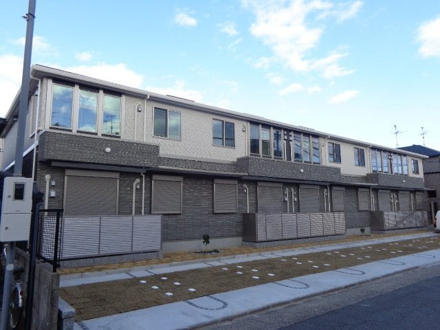 物件外観写真2　(外観写真（昼）)