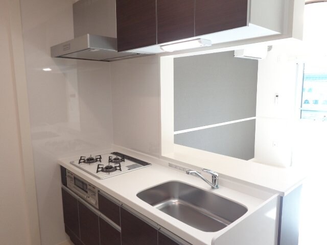 物件内観写真4　(システムキッチン)