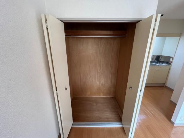 物件内観写真7　(クローゼット)