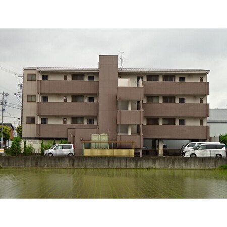 シティーガーデン入場一番館外観写真