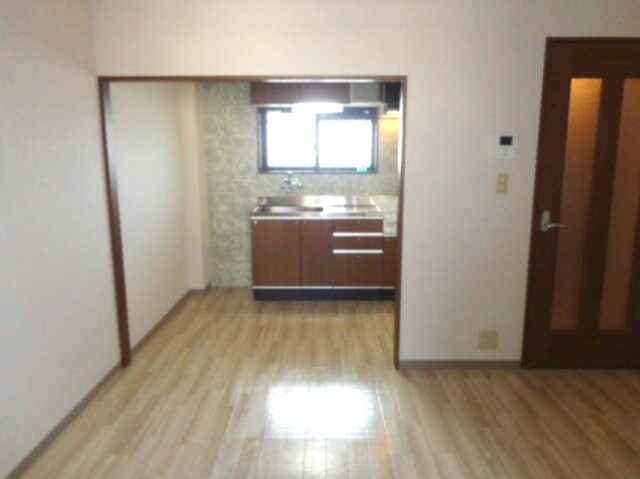 物件内観写真2　(キッチン)