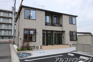 ヨンフォア～Ⅳ　Ｆｏｕｒ～外観写真