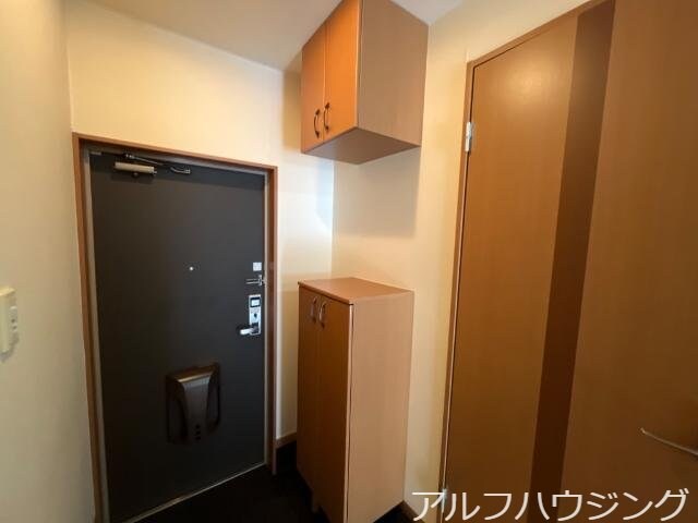 物件内観写真17　(下駄箱)