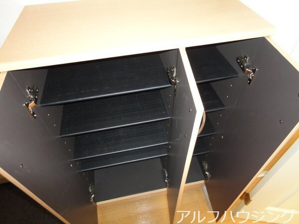 収納(玄関収納)