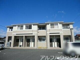 物件外観写真1　(外観写真（昼）)