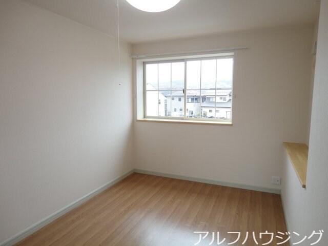 物件内観写真10　(南洋室2)