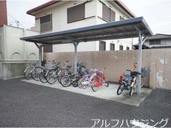 その他共有部分(駐輪場)