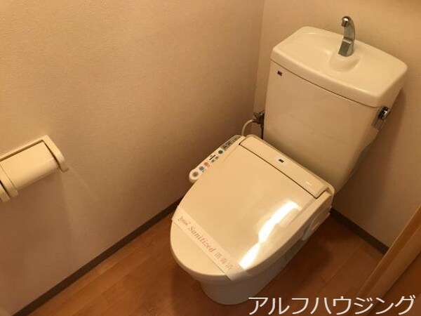 トイレ(トイレ)