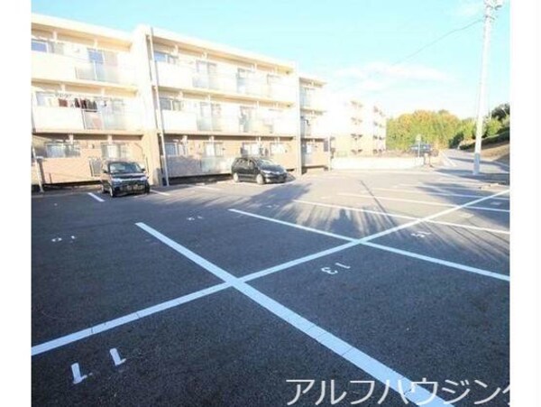 駐車場(駐車場)