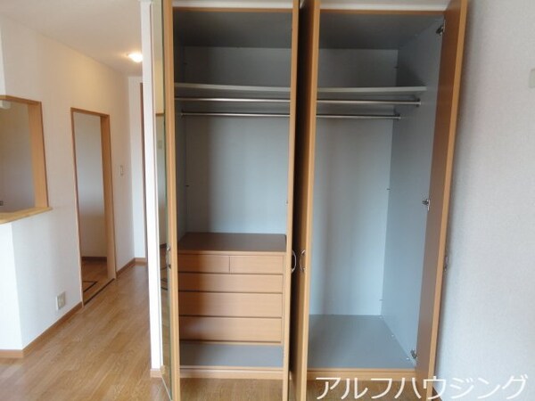 収納(クローゼット)