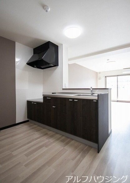 物件内観写真4　(イメージ)