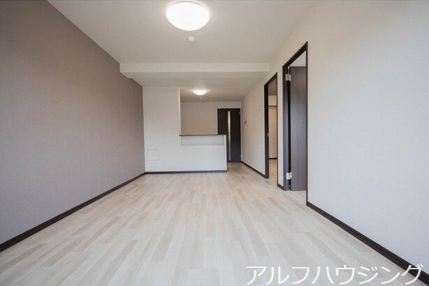 物件内観写真3　(イメージ)