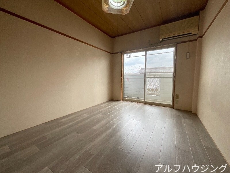 物件内観写真11　(イメージ)