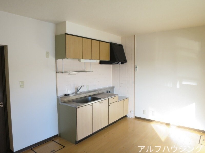 物件内観写真4　(イメージ)