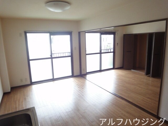 物件内観写真7　(イメージ)