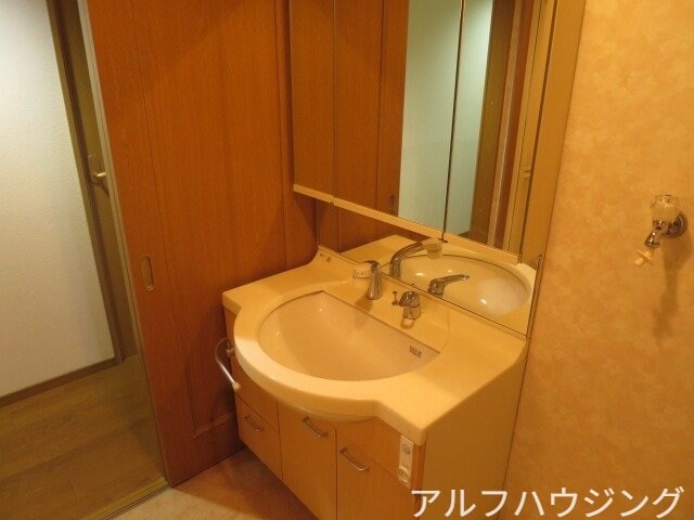 物件内観写真11　(反転タイプ)