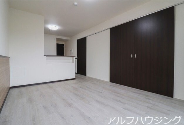 物件内観写真2　(イメージ)