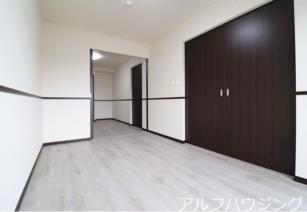 物件内観写真4　(イメージ)