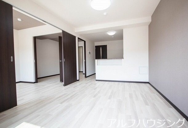 物件内観写真2　(イメージ)