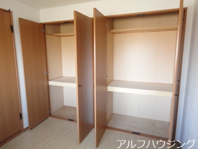 物件内観写真11　(収納（イメージ）)