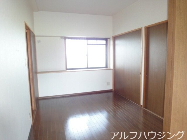 物件内観写真11　(反転タイプ)