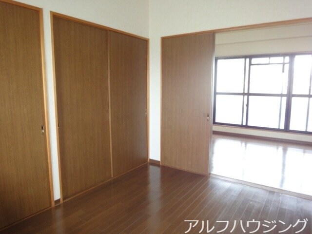 物件内観写真13　(反転タイプ)