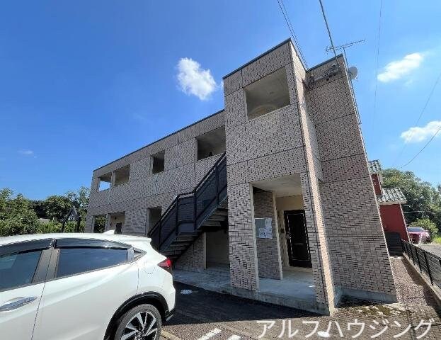 物件外観写真2　(外観写真（昼）)