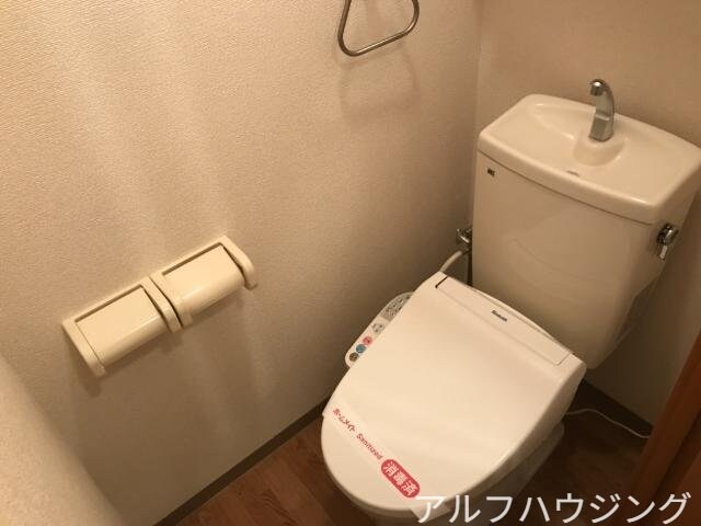 物件内観写真16　(トイレ)