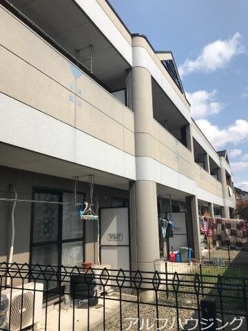 物件外観写真3　(外観写真（昼）)