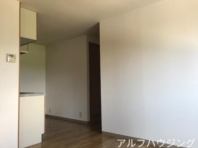 物件内観写真8　(リビング)