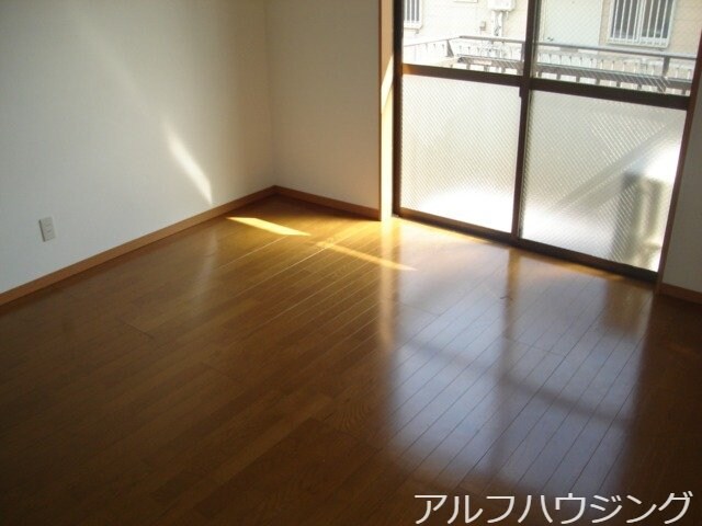 物件内観写真8　(イメージ)