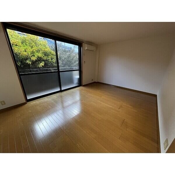 物件内観写真4　(イメージ)