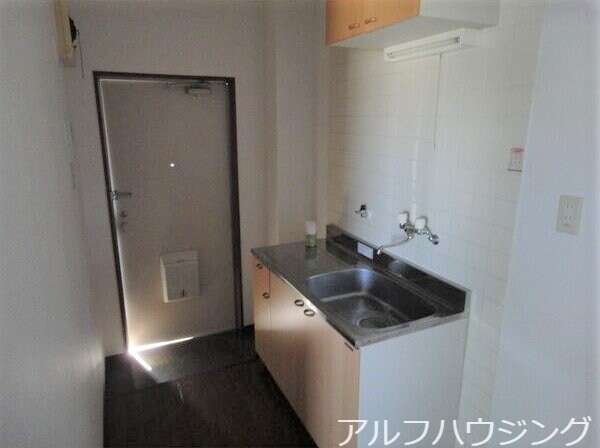 物件内観写真4　(イメージ)