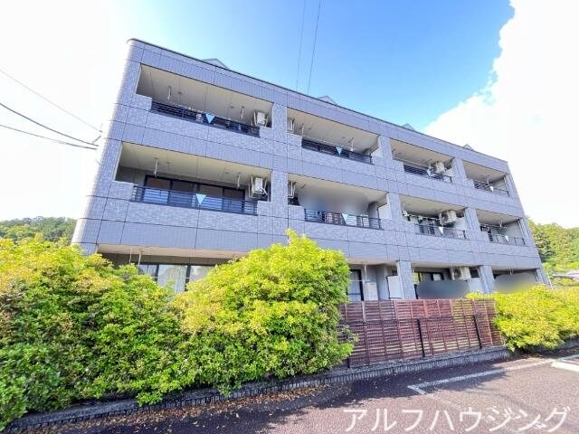 物件外観写真1　(外観写真（昼）)