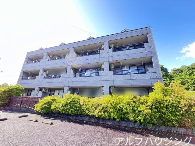 物件外観写真2　(外観写真（昼）)