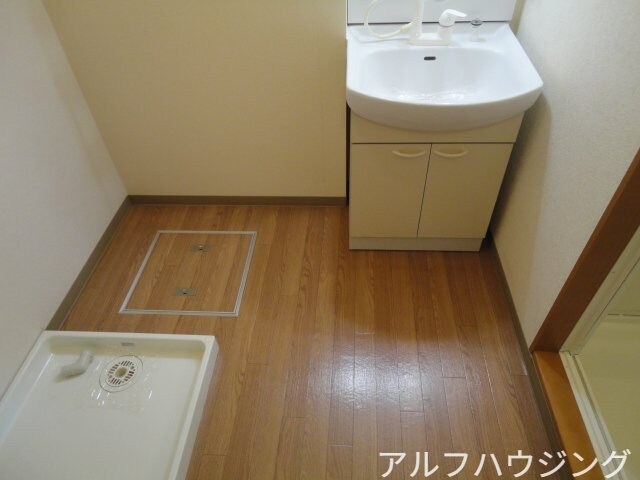 物件内観写真10　(洗面)