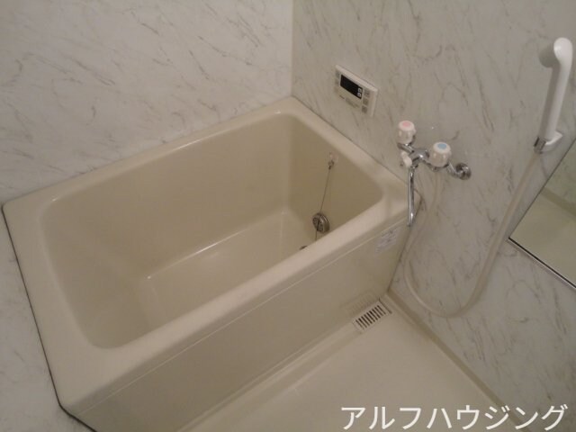 物件内観写真13　(バス／シャワールーム等)