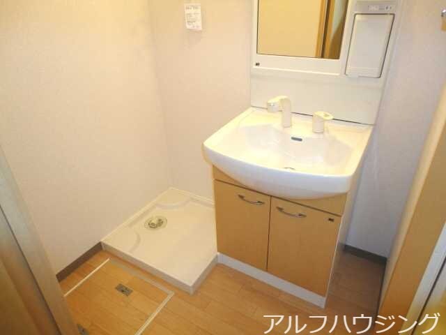 物件内観写真17　(洗髪洗面化粧台)