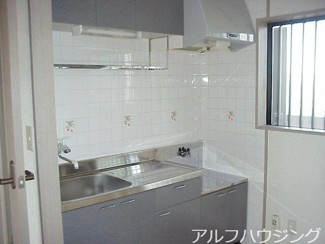 物件内観写真4　(キッチン)